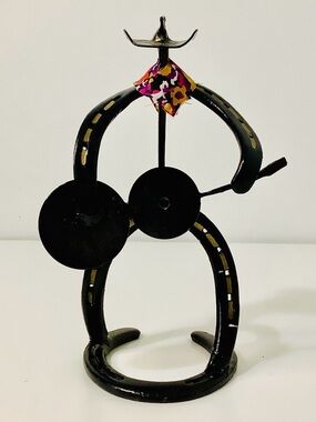 Metal Art Horseshoe Wertern Cowboy Musician/ Guitarist Decor